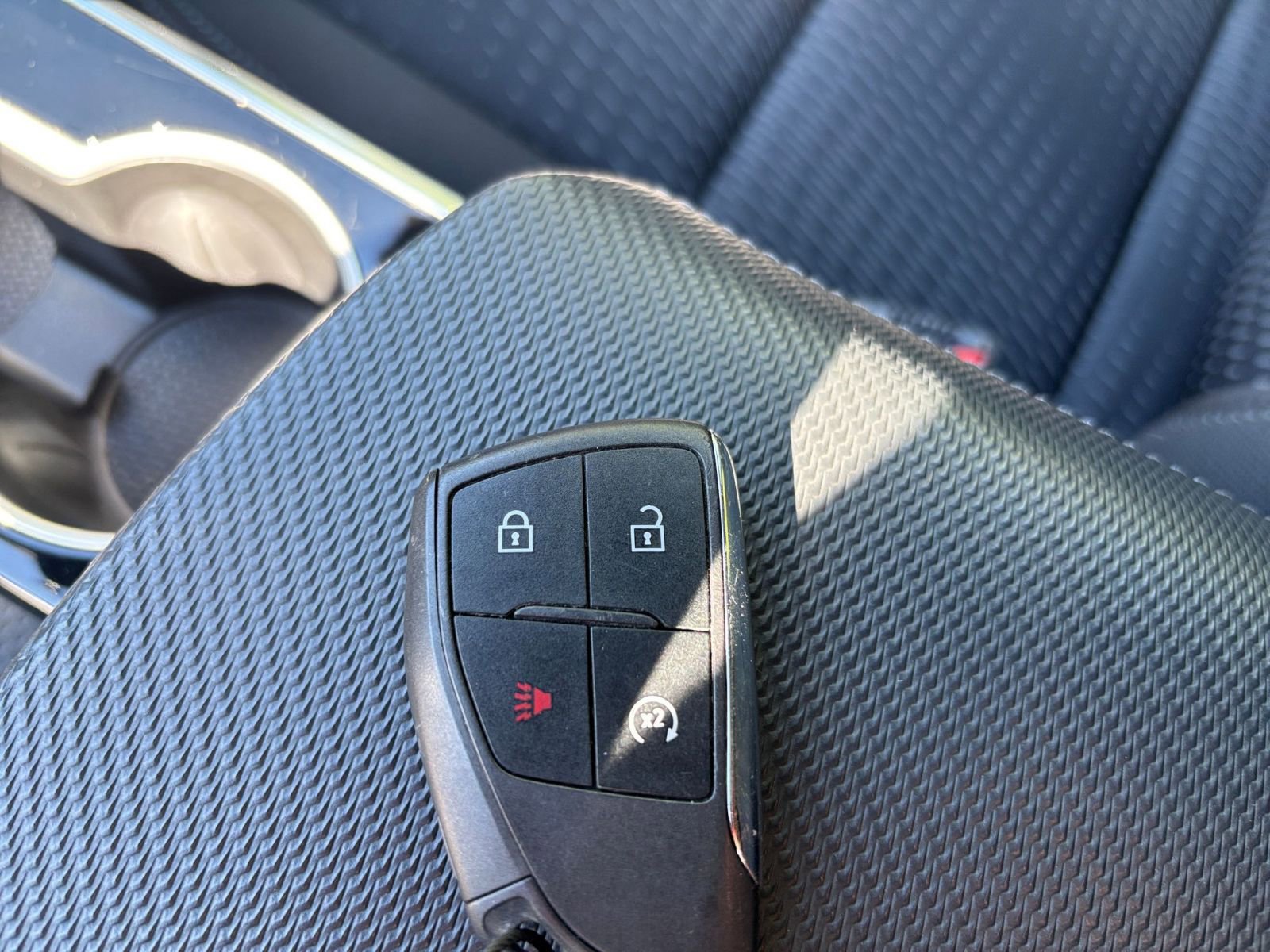 Used 2025 Chevrolet Equinox LT FWD image 18