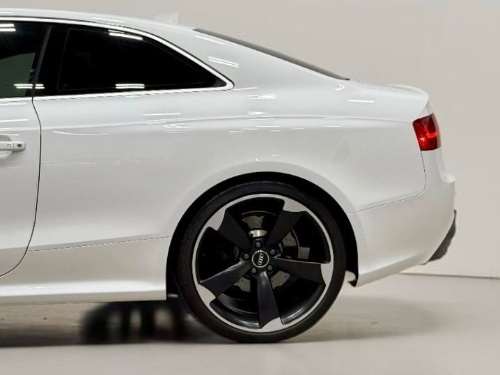 Used 2013 Audi RS 5 Coupe w/ Audi MMI Navigation Plus Pkg AWD/4WD image 19