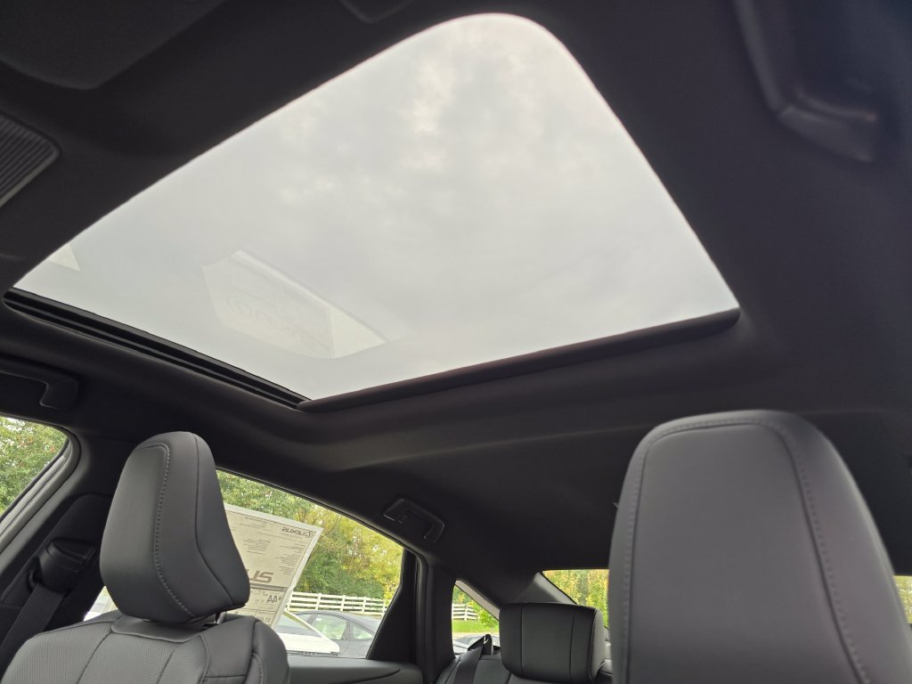 New 2026 Lexus ES 350h AWD w/ Convenience Package image 8