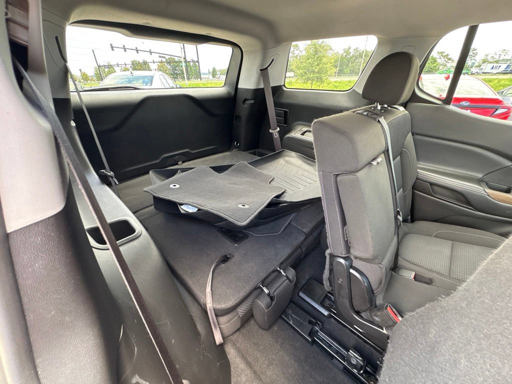 Used 2021 GMC Acadia SLE FWD image 21