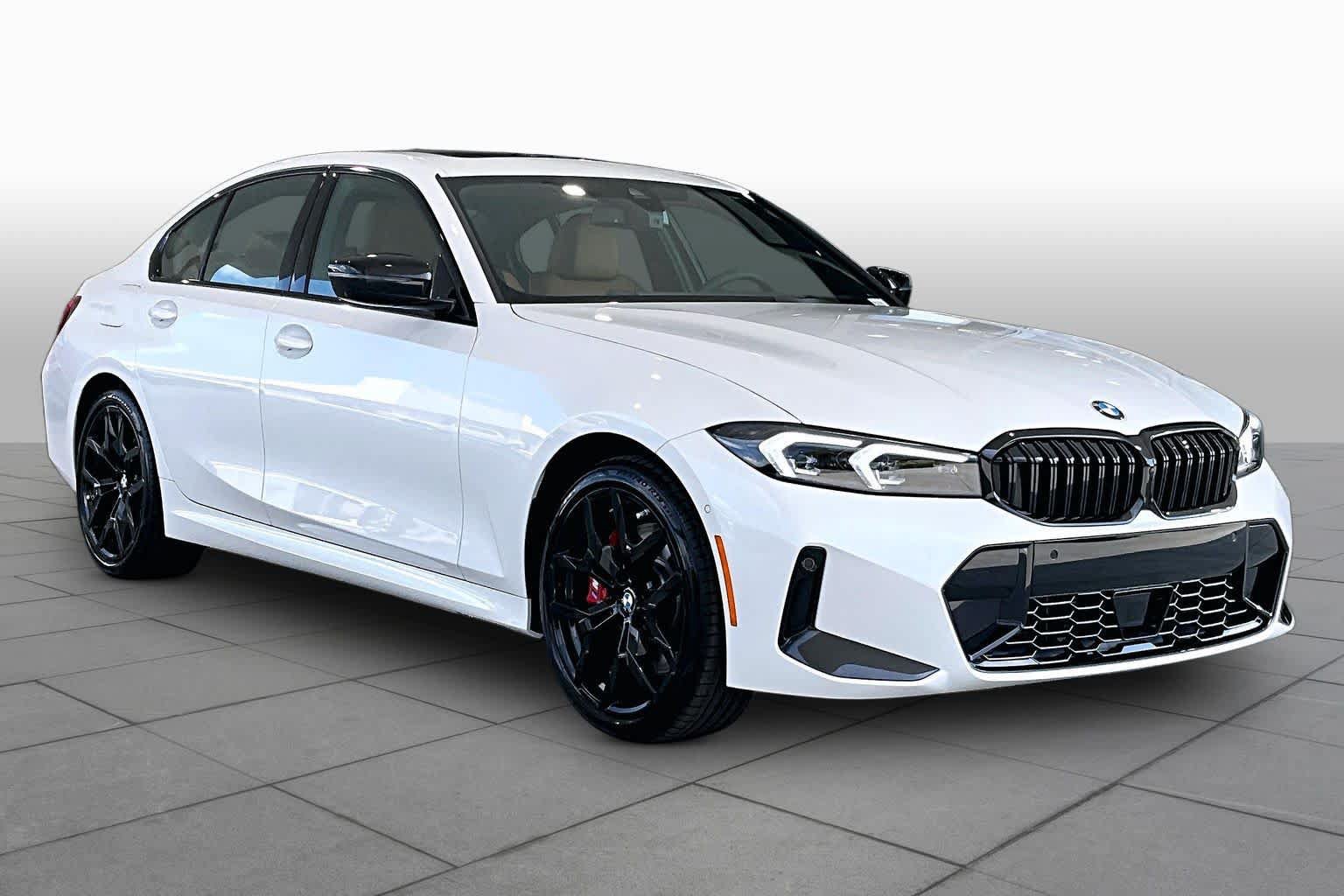 New 2026 BMW 330i Sedan w/ M Sport Package RWD image 2