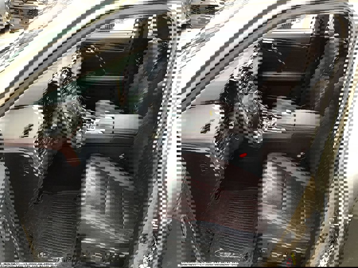 Used 2017 Lexus RX 450h AWD image 13