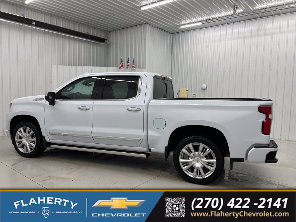 Used 2026 Chevrolet Silverado 1500 High Country AWD/4WD image 5