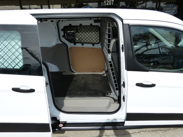 Used 2022 Ford Transit Connect XLT image 21