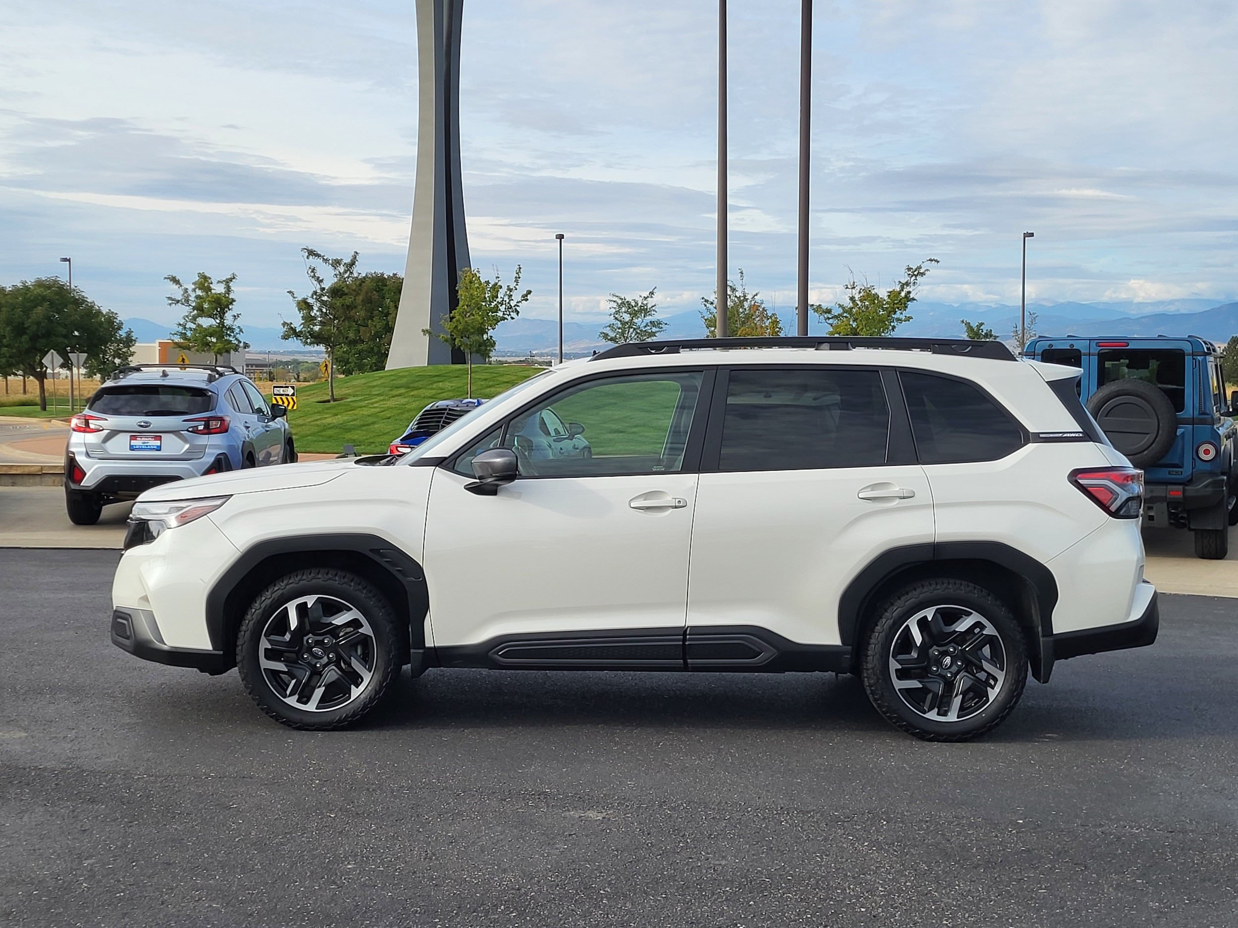 Used 2025 Subaru Forester Limited AWD/4WD image 5