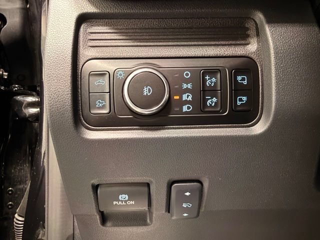 Used 2025 Ford F250 Lariat w/ Black Appearance Package AWD/4WD image 25