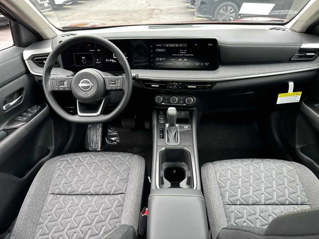New 2025 Nissan Kicks SV w/ SV Premium Package AWD/4WD image 12