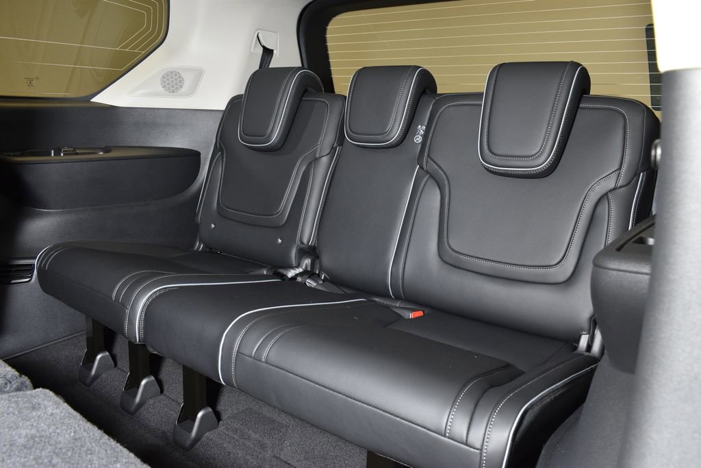 New 2026 INFINITI QX80 Luxe w/ Cargo Package image 31