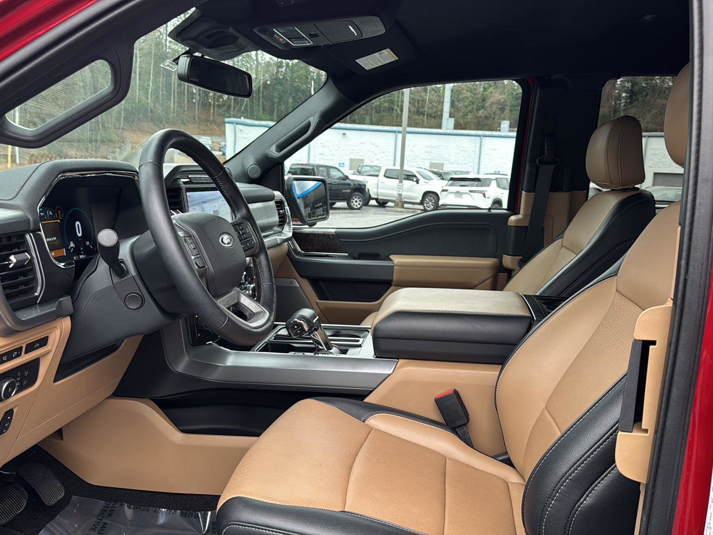 Used 2022 Ford F150 Lariat w/ Equipment Group 502A High image 8