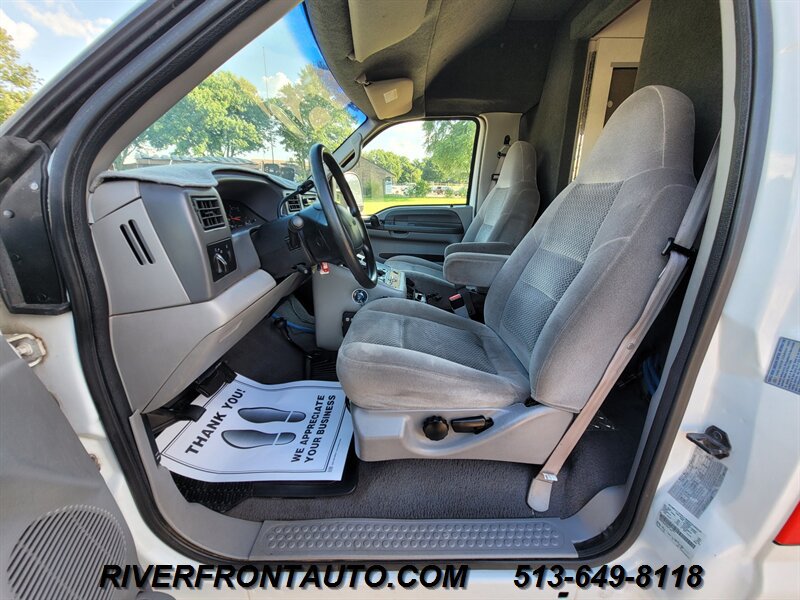 Used 2001 Ford F350 4x4 Regular Cab DRW Super Duty image 13