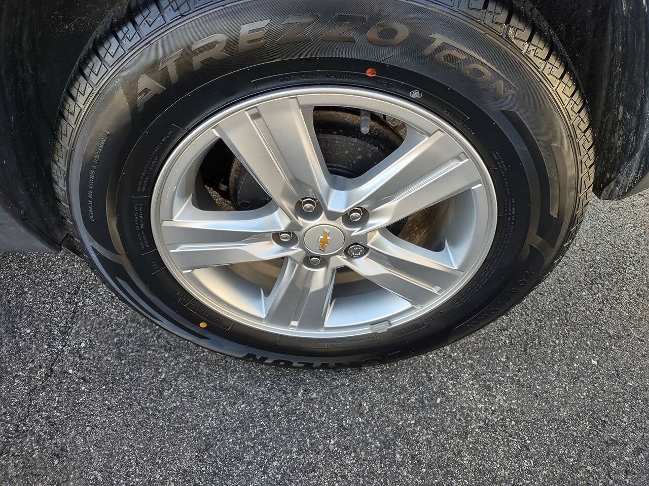 Used 2021 Chevrolet Trax LT w/ LT Convenience Package FWD image 40