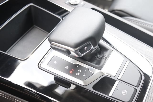 Used 2025 Audi Q5 2.0T Premium Plus AWD/4WD image 31