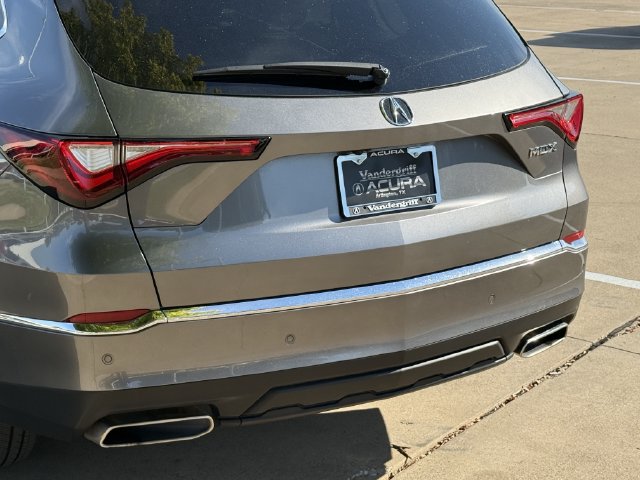 Used 2024 Acura MDX w/ Technology Package FWD image 6