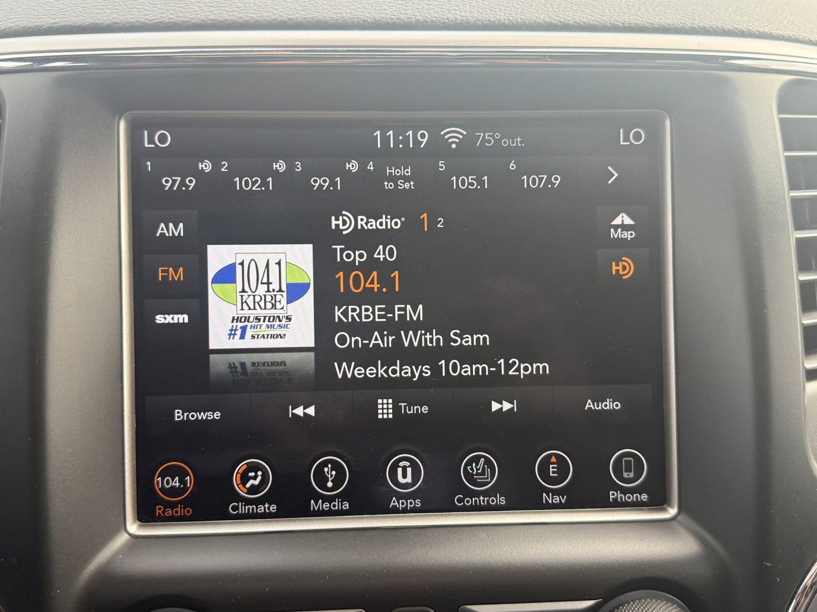 Used 2018 Jeep Grand Cherokee Trailhawk w/ Trailhawk Luxury Group image 22