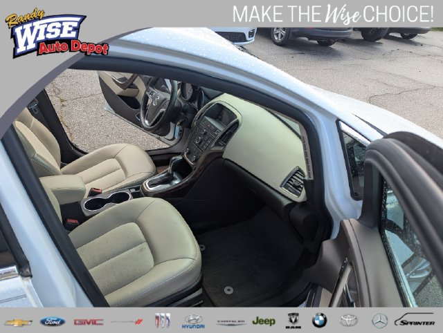 Used 2015 Buick Verano FWD image 20