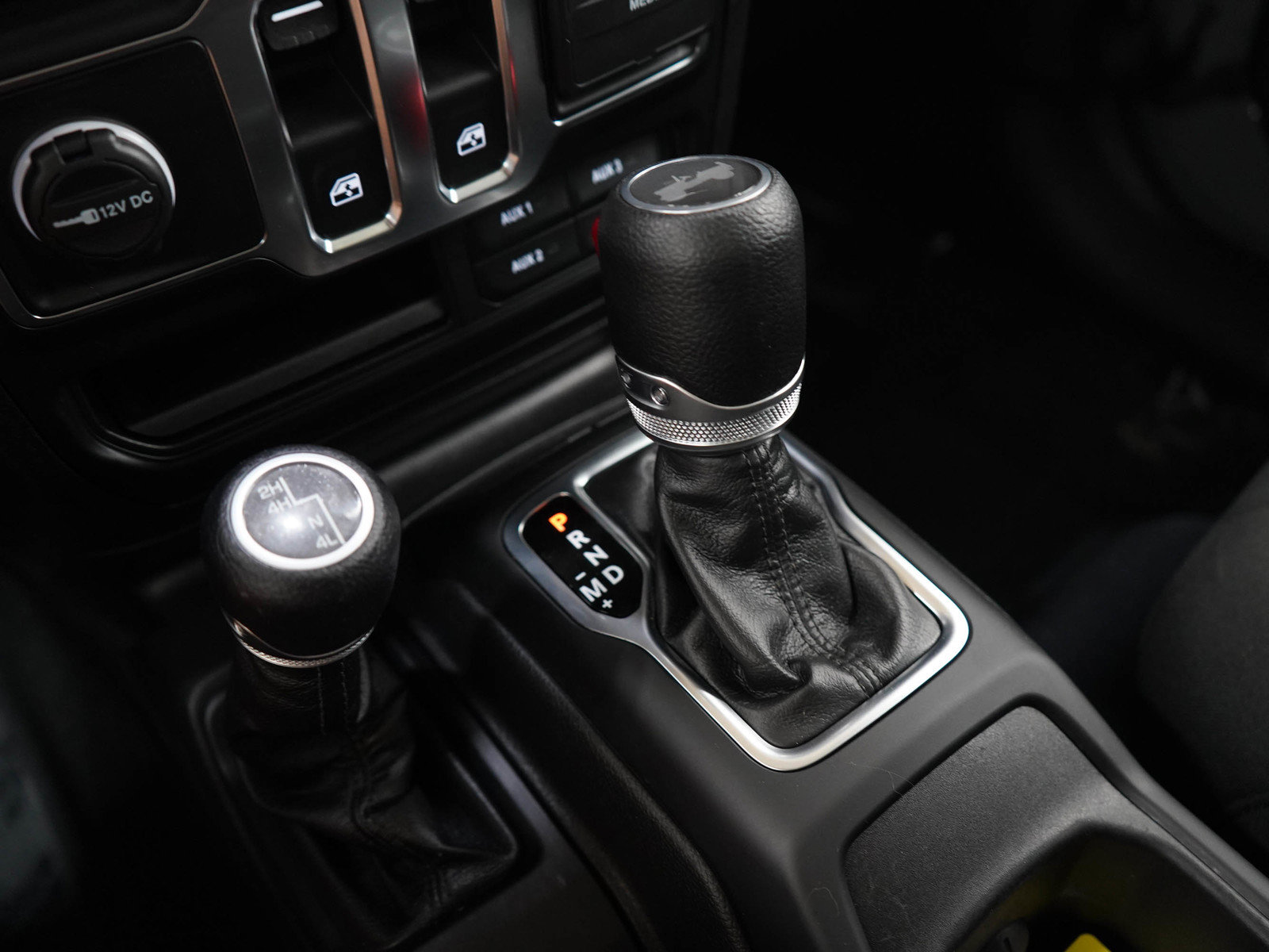 Used 2023 Jeep Wrangler Sport AWD/4WD image 18