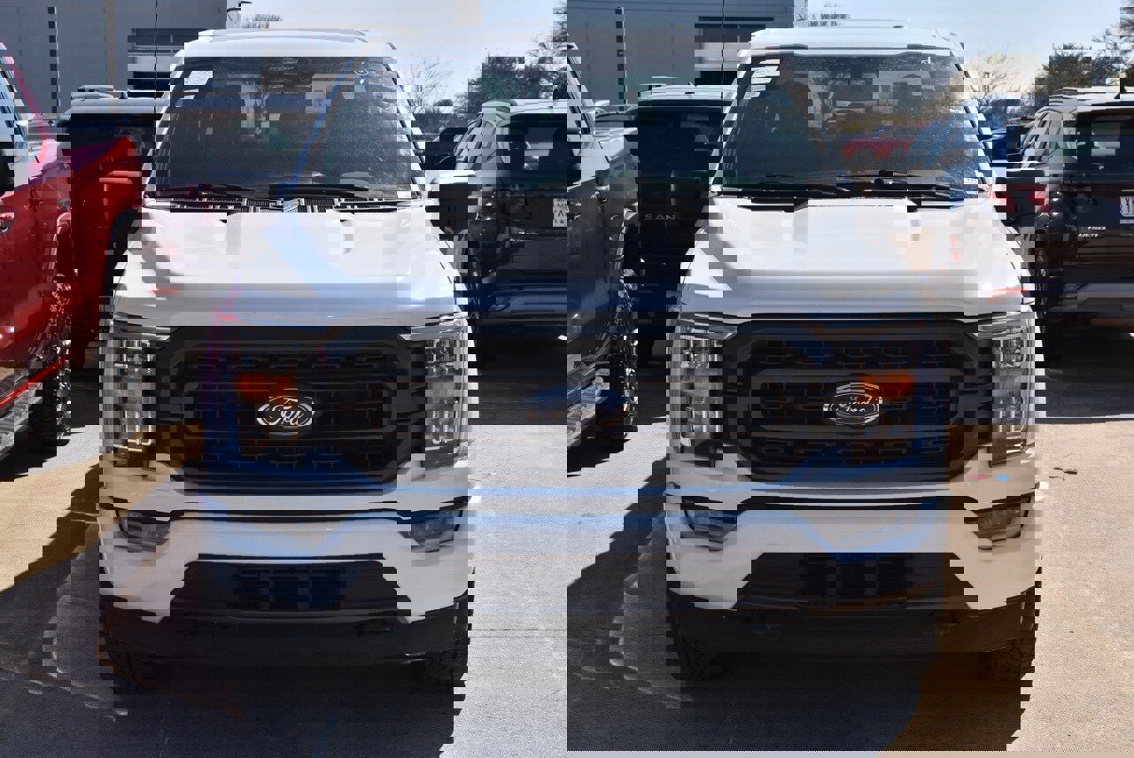 Certified 2023 Ford F150 XLT w/ Equipment Group 302A High image 3