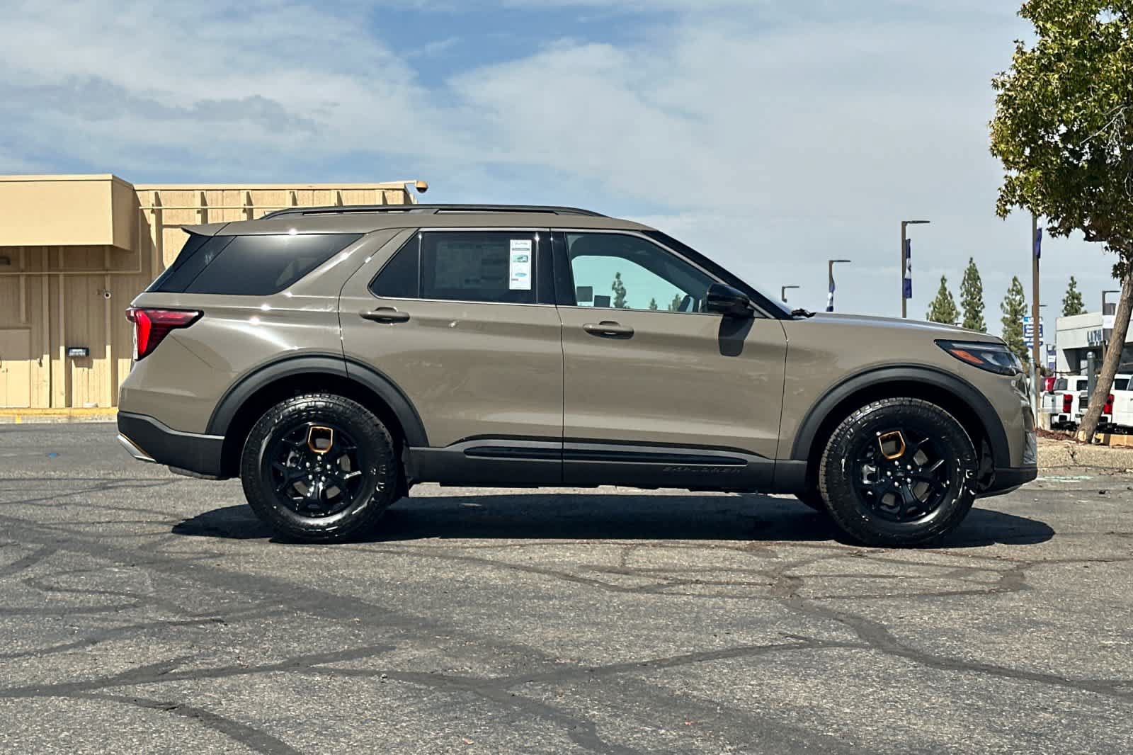 New 2026 Ford Explorer Tremor w/ Tremor Ultimate Package AWD/4WD image 8