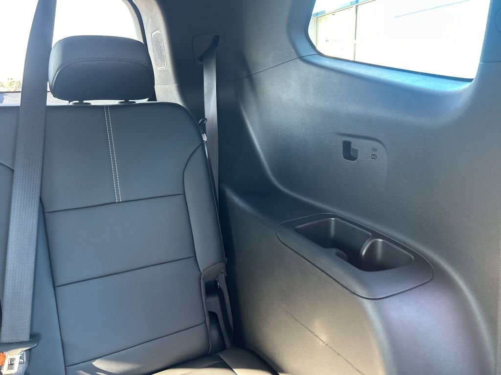 Used 2024 GMC Acadia Elevation image 16