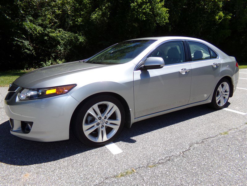 Used 2010 Acura TSX V6 Sedan FWD image 1