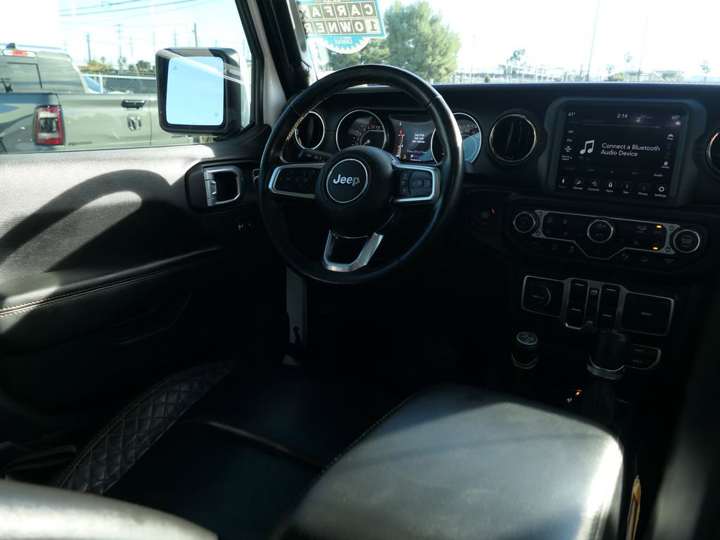Used 2020 Jeep Wrangler Unlimited Sahara image 23