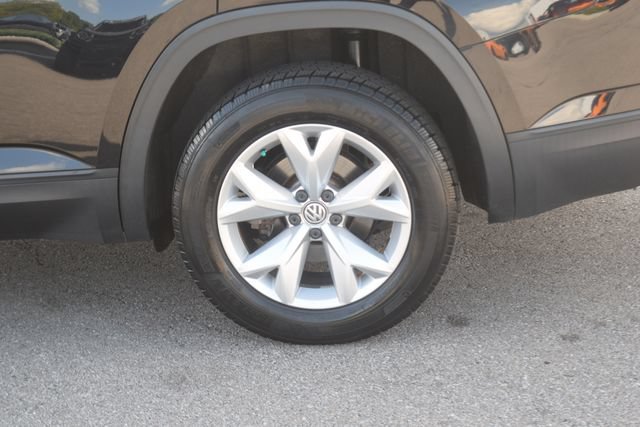 Used 2018 Volkswagen Atlas Launch Edition FWD image 29