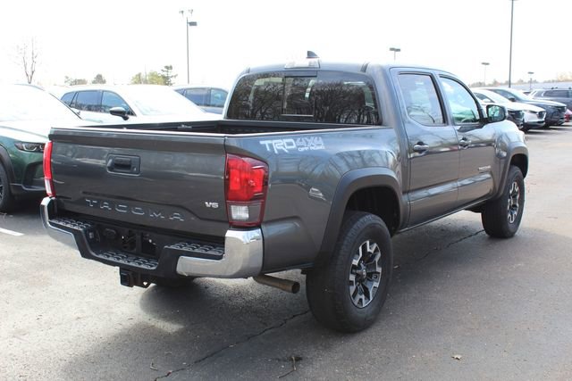 Used 2019 Toyota Tacoma TRD Off-Road AWD/4WD image 3