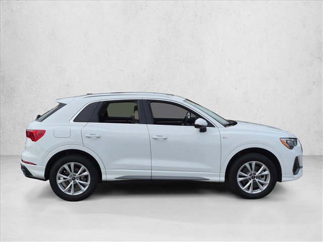 Used 2022 Audi Q3 2.0T Premium AWD/4WD image 4
