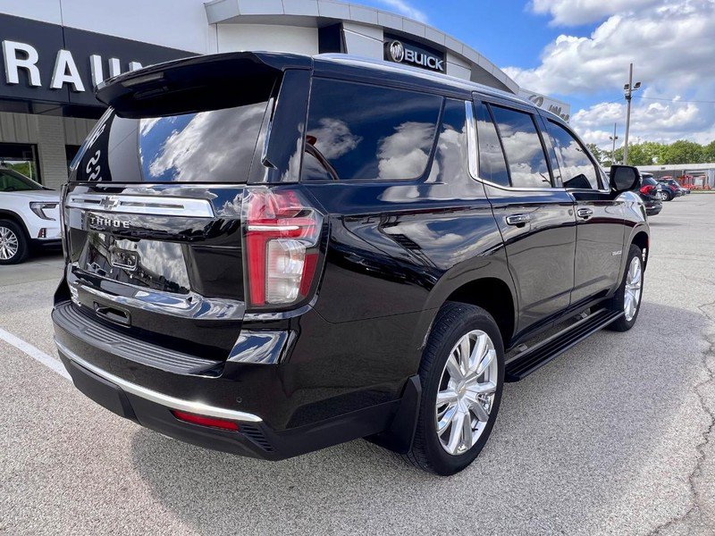 Used 2022 Chevrolet Tahoe High Country w/ Premium Package 2 AWD/4WD image 4