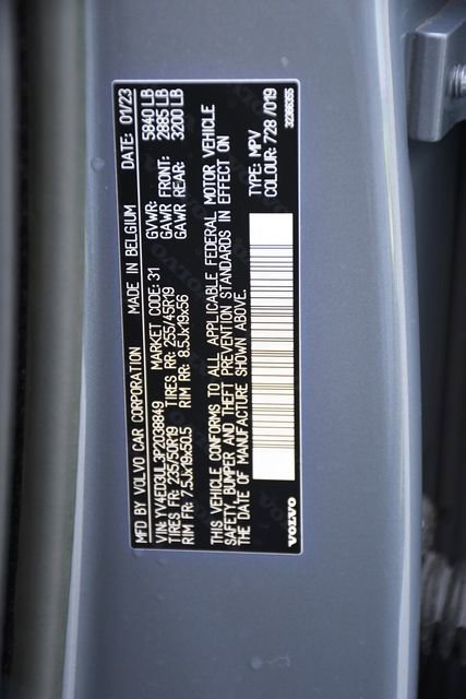 Used 2023 Volvo XC40 Recharge Plus image 35