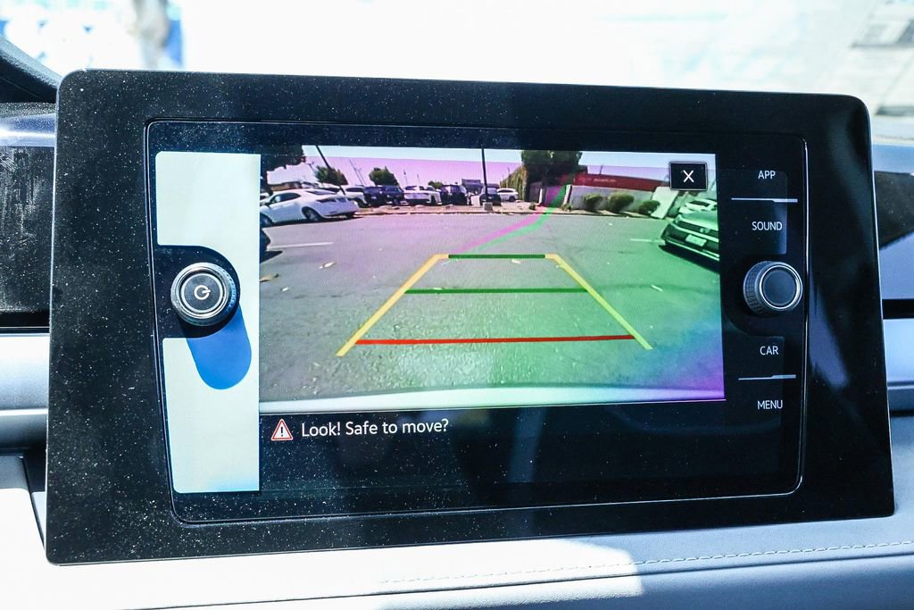 New 2025 Volkswagen Taos SE image 41