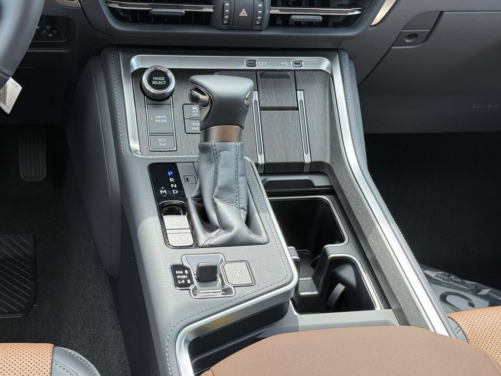 New 2026 Lexus GX 550 AWD/4WD image 15