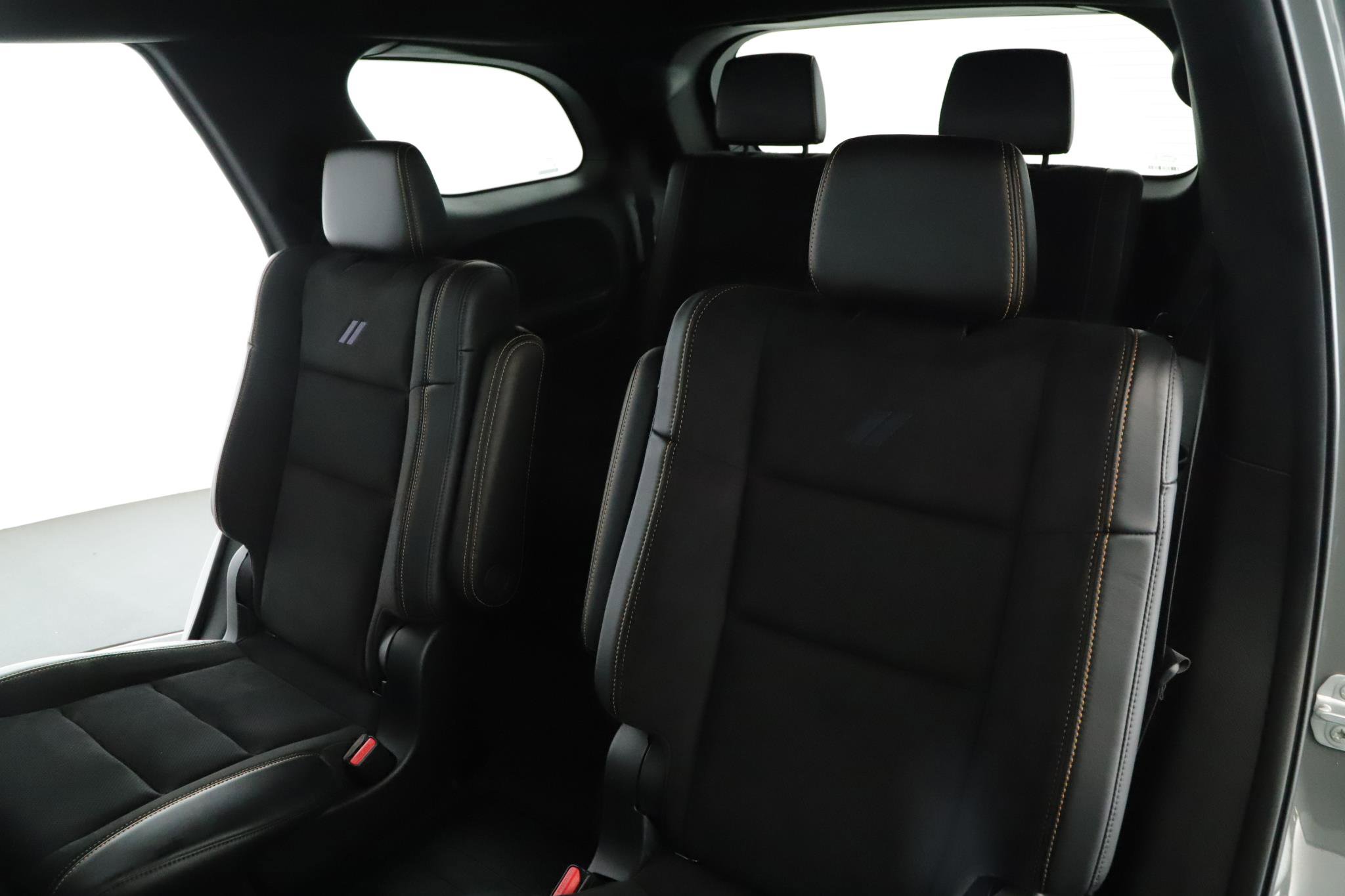 Used 2022 Dodge Durango R/T w/ Hemi Orange Plus Package image 5