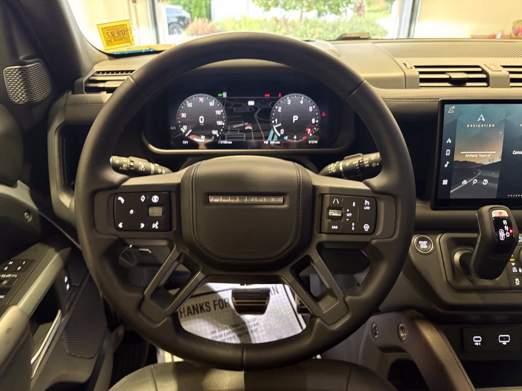 Used 2024 Land Rover Defender 110 X AWD/4WD image 33