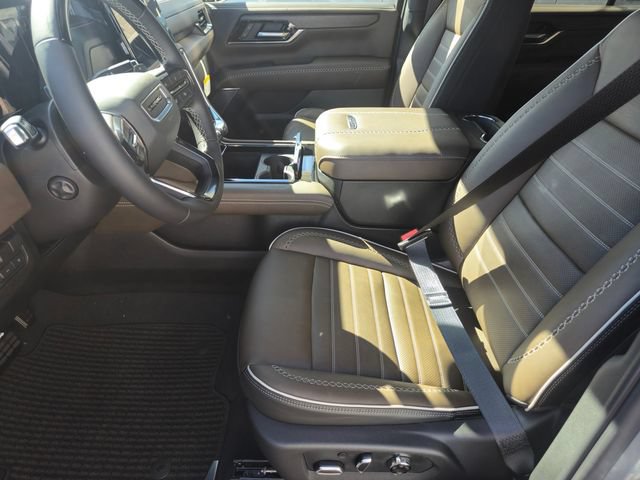 New 2026 GMC Yukon Denali Ultimate AWD/4WD image 10