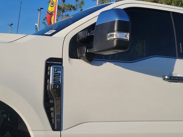 Used 2024 Ford F250 Platinum image 11
