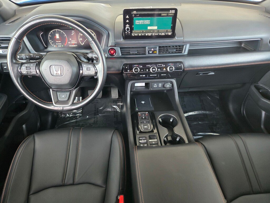 Certified 2023 Honda Pilot TrailSport image 10