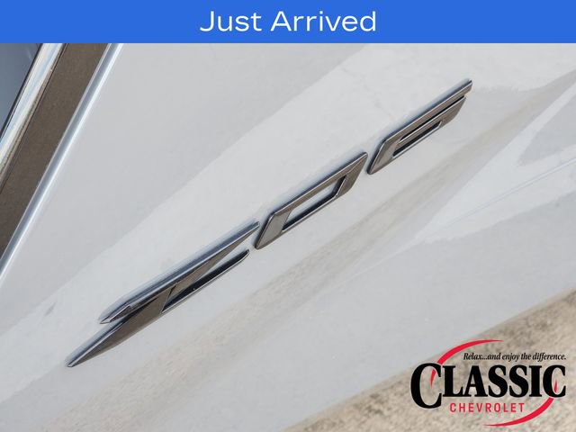 Used 2025 Chevrolet Corvette Z06 RWD image 13