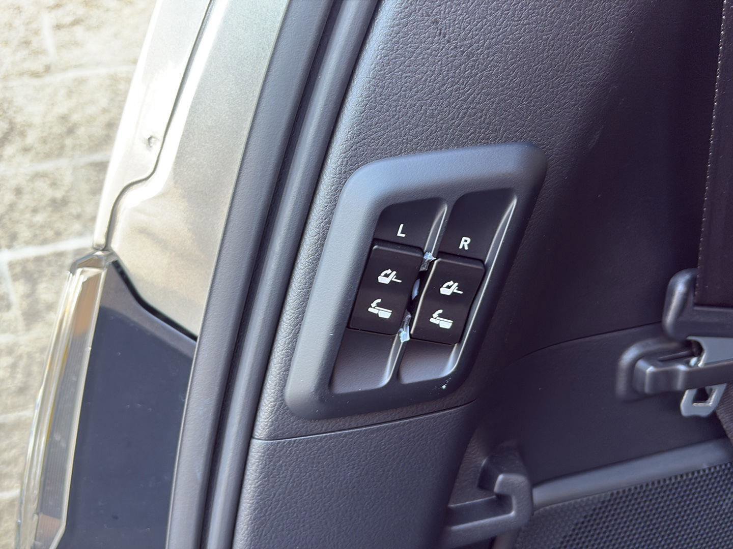 Used 2023 Lexus GX 460 Premium AWD/4WD image 32