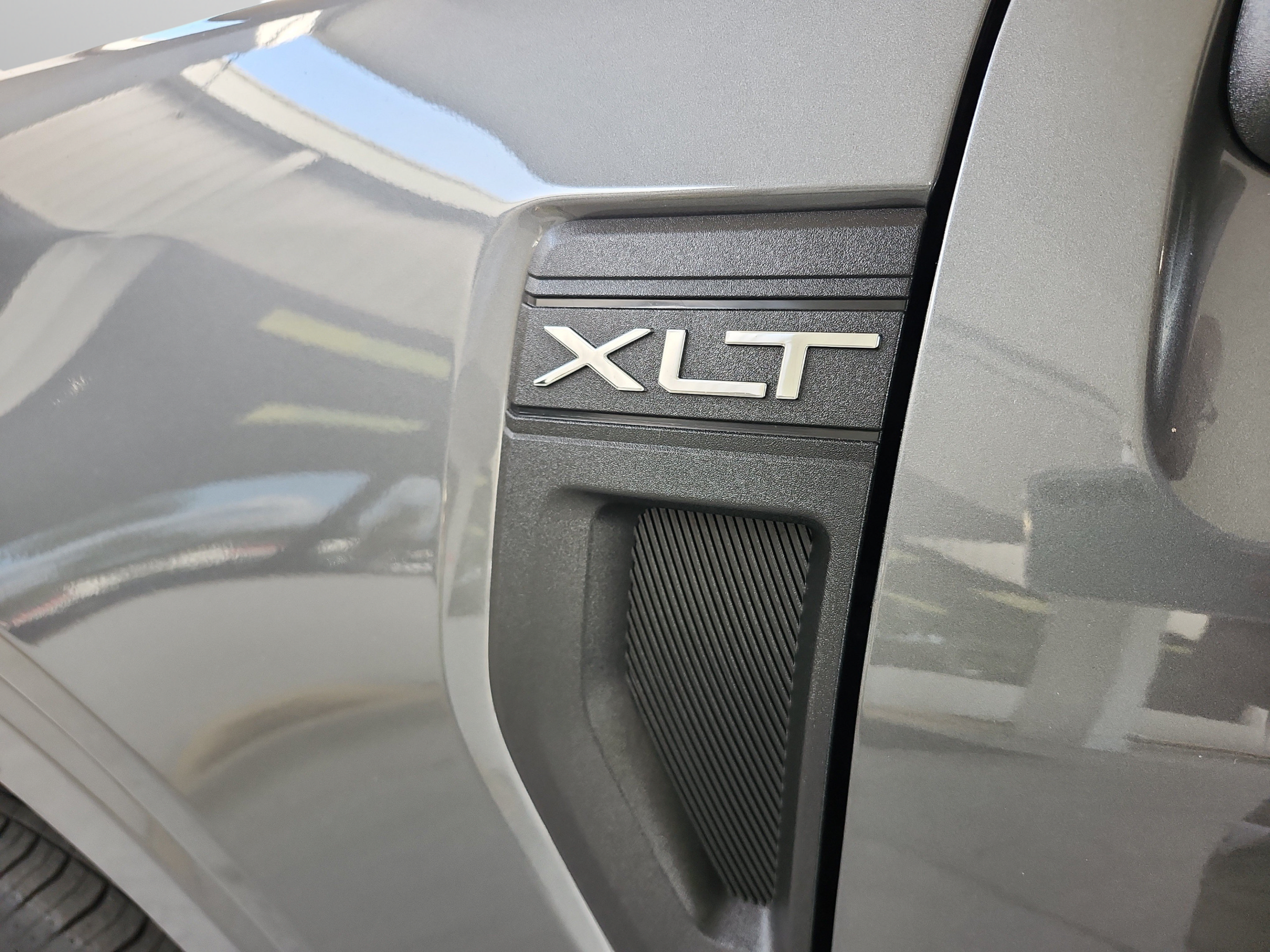 New 2026 Ford Maverick XLT FWD image 28