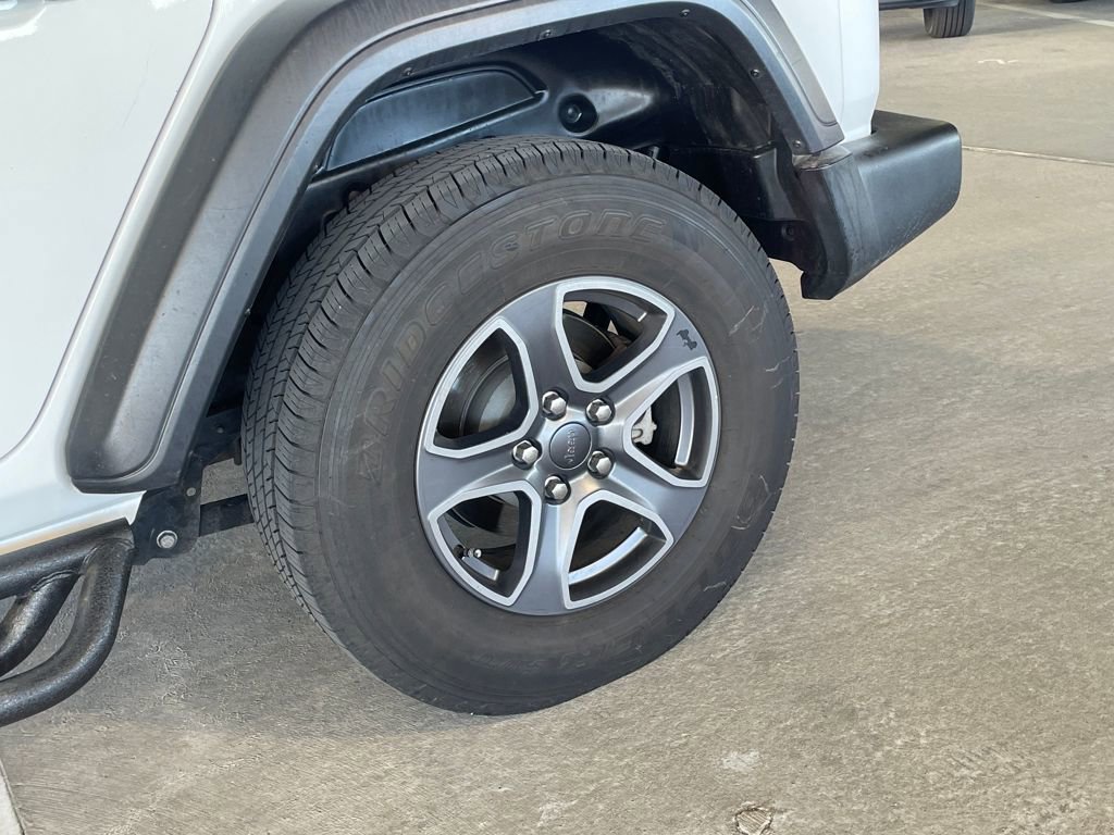 Used 2018 Jeep Wrangler Unlimited Sport S image 9