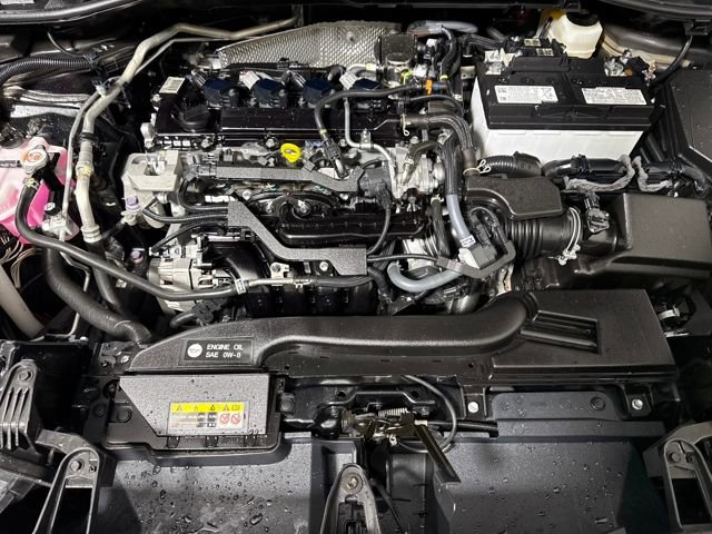 Used 2024 Toyota Corolla Cross LE image 41