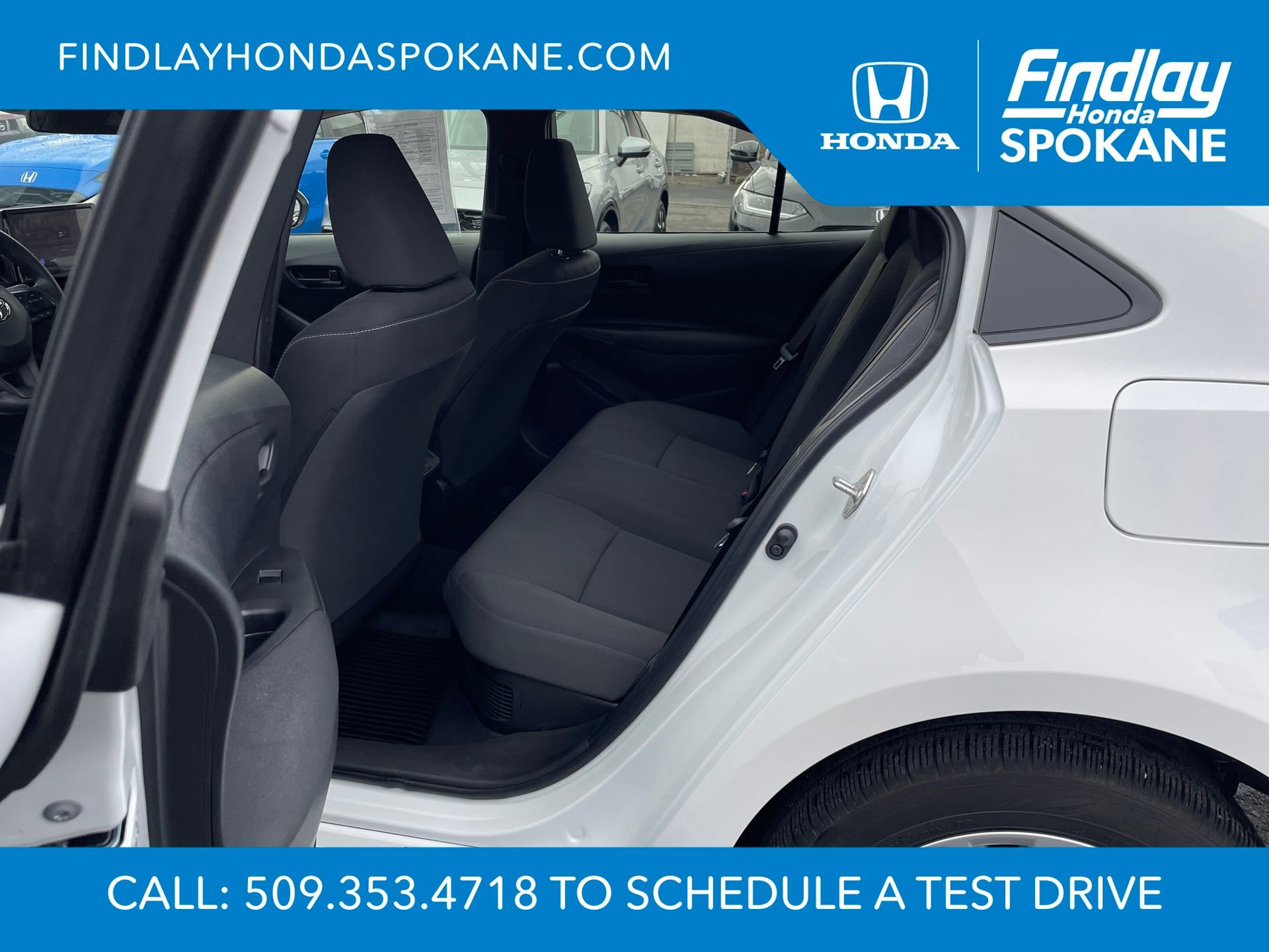 Used 2024 Toyota Corolla LE w/ LE Convenience Package FWD image 22