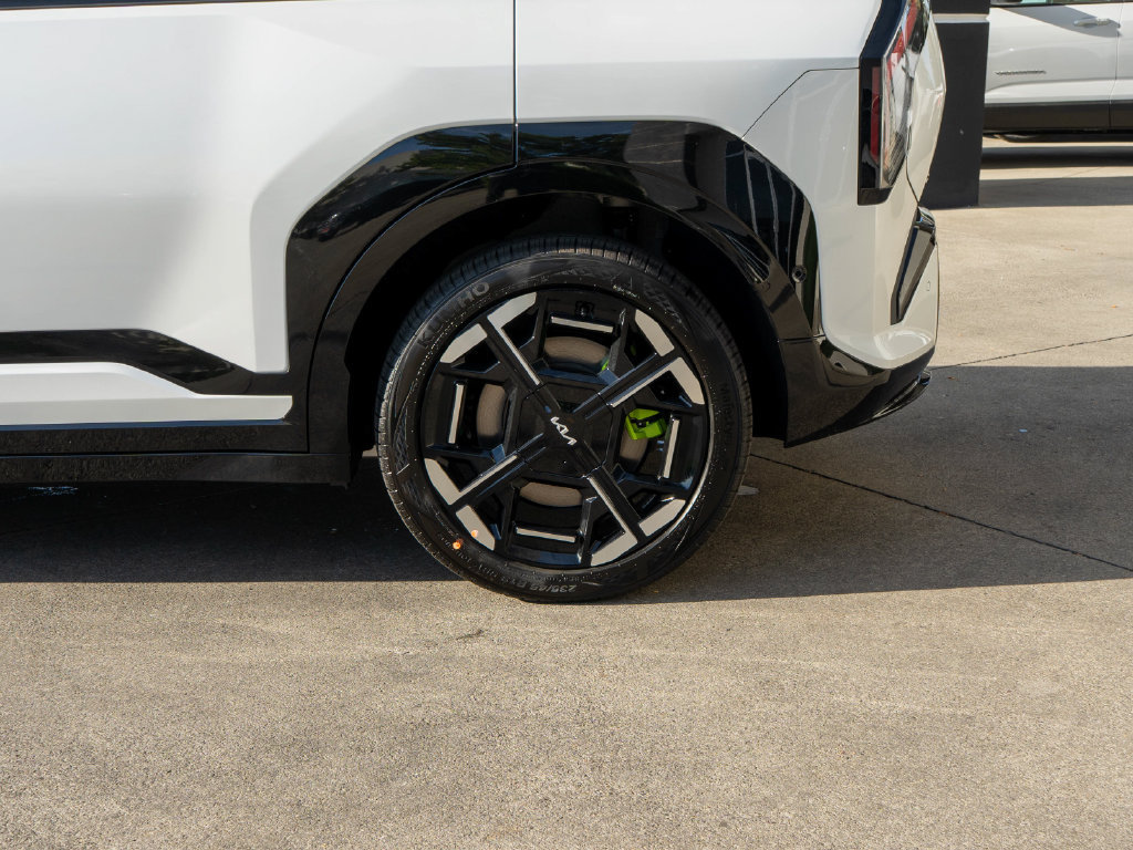 New 2027 Kia EV3 GT AWD/4WD image 33