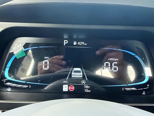 New 2026 Hyundai Elantra SE FWD image 12