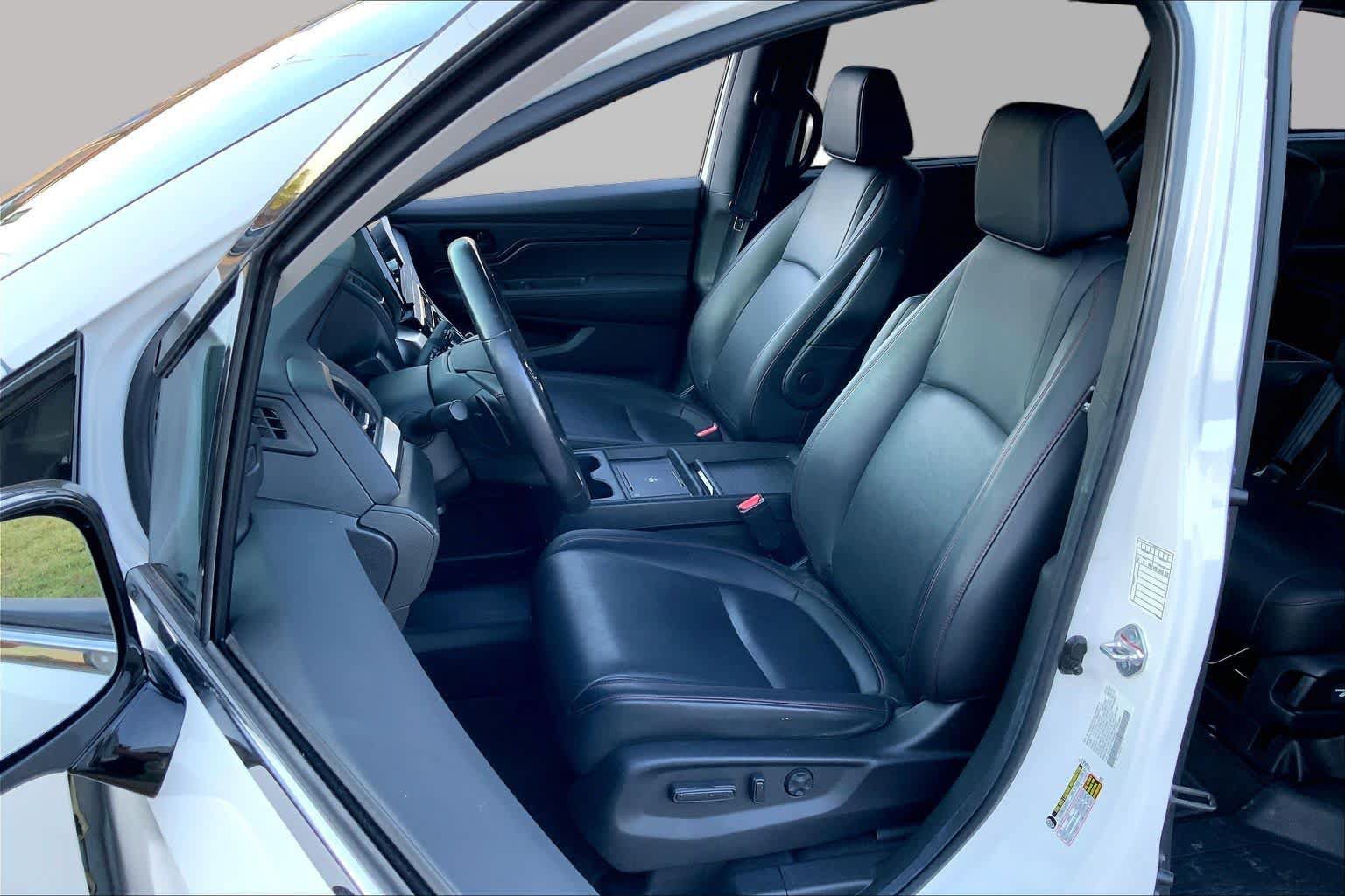 Used 2025 Honda Odyssey Sport-L image 8