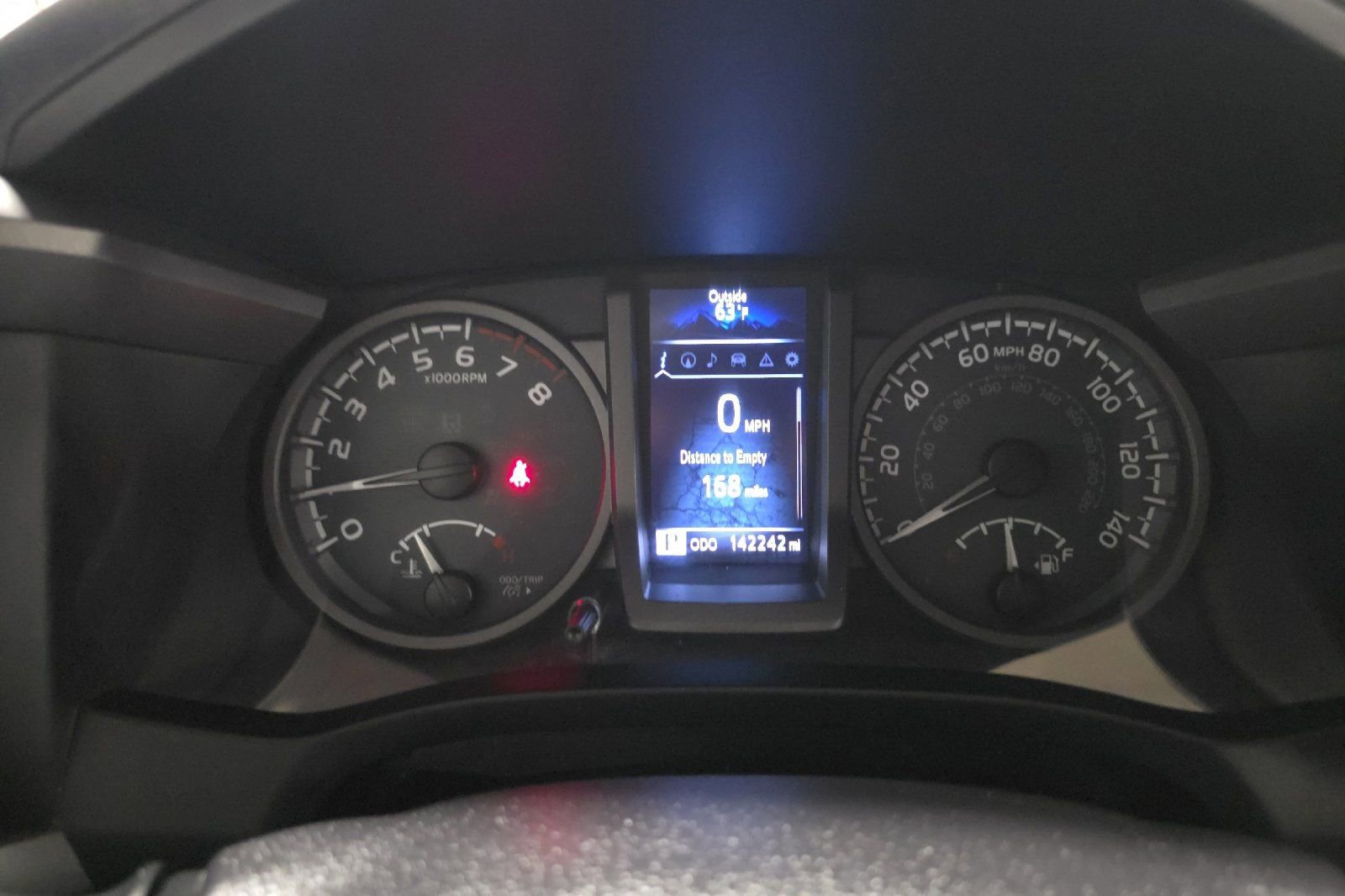 Used 2016 Toyota Tacoma TRD Sport w/ Towing Package image 21