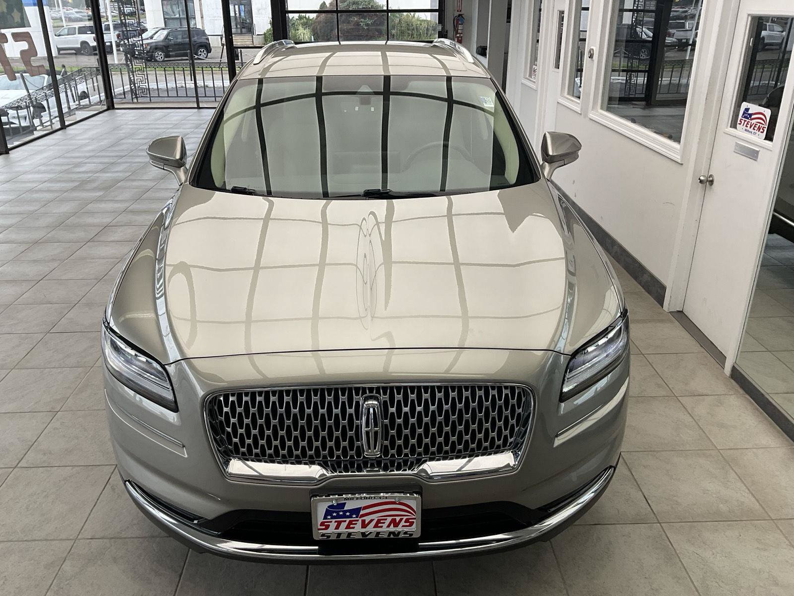 Used 2023 Lincoln Nautilus AWD w/ Premium Package image 27