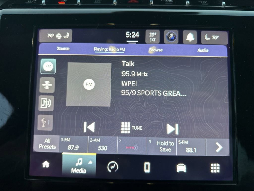 Used 2023 Jeep Grand Cherokee L Altitude image 20