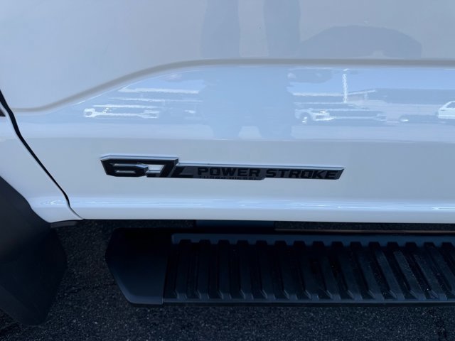 New 2025 Ford F550 2WD Regular Cab Super Duty image 9